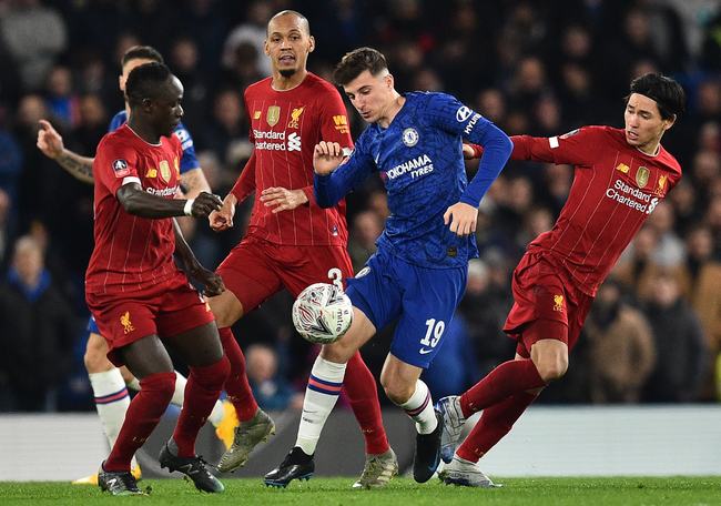 德甲战报：迪亚斯传射、杰克逊锁胜局，拜仁3-1圣保利