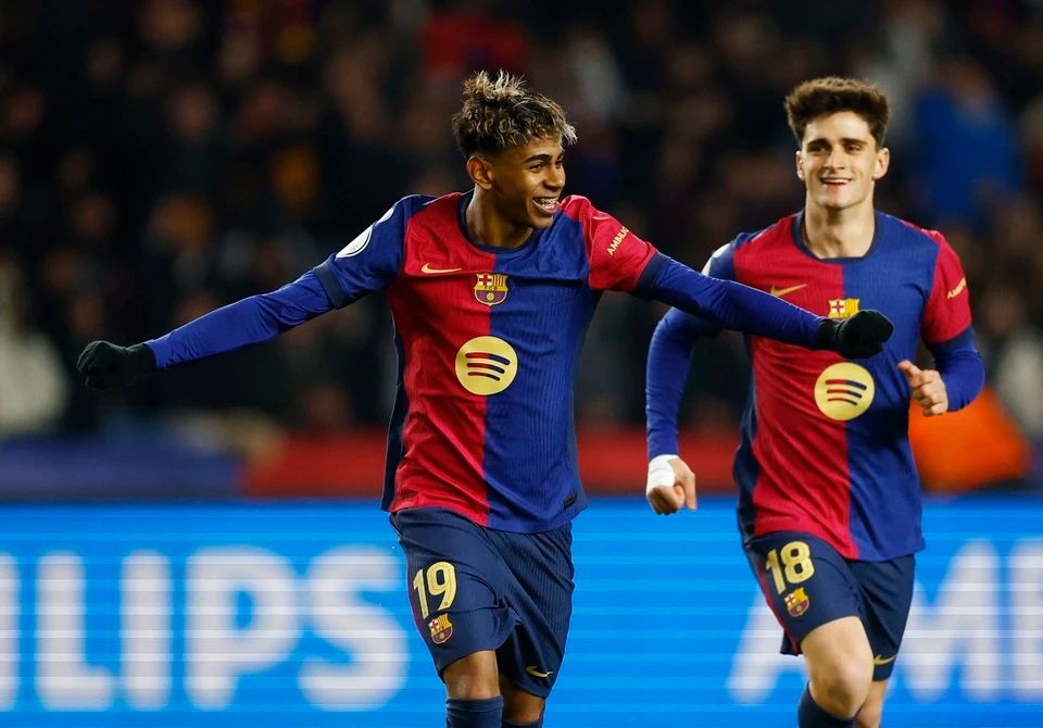 官方：恰尔汗奥卢当选国米10月队内最佳球员