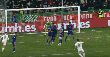 莫雷托：那不勒斯要和国米争焦瓦内，维罗纳愿意夏窗出售